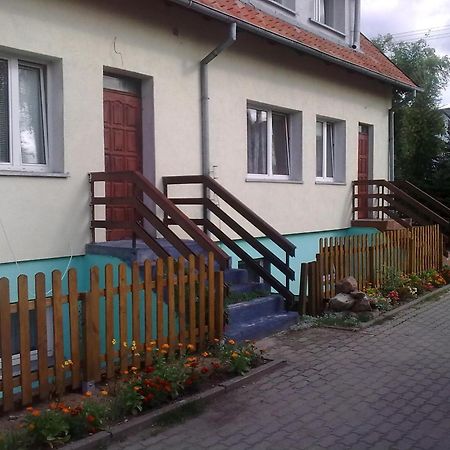 Apartamenty, Pokoje, Noclegi Pracownicze " Skarpa" Wilkasy Exterior photo