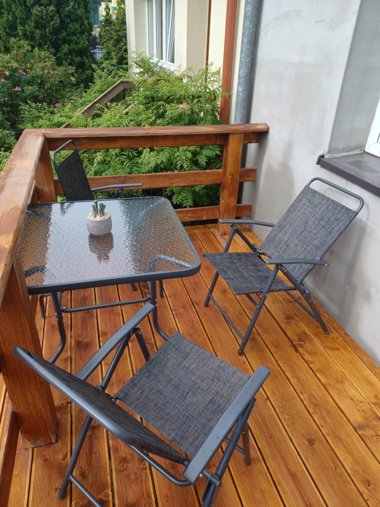 Apartamenty, Pokoje, Noclegi Pracownicze " Skarpa" Wilkasy Exterior photo
